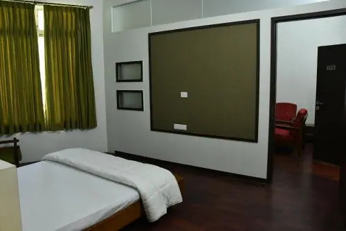 Нашик: Hotel VGS
