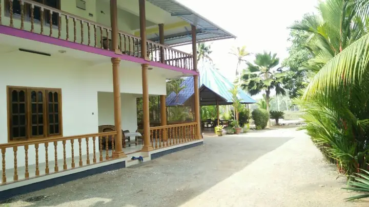 Пувар: Kayaloram resort