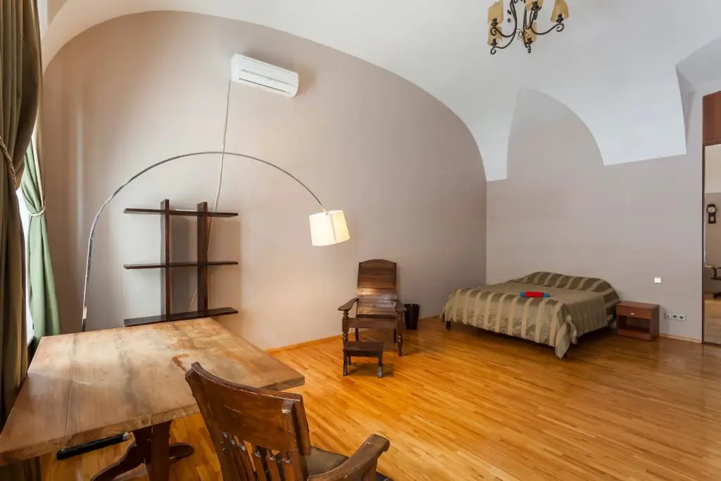 Санкт-Петербург: Апартаменты a.m. Rooms Galernaya English Style
