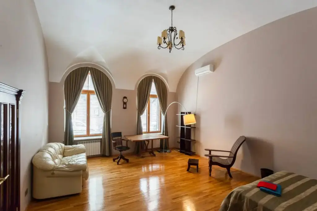 Санкт-Петербург: Апартаменты a.m. Rooms Galernaya English Style