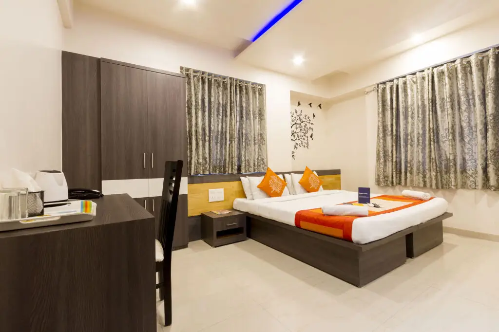Пуна: FabHotel Imperio