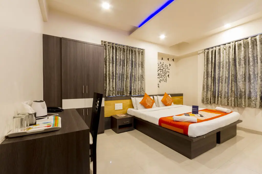 Пуна: FabHotel Imperio