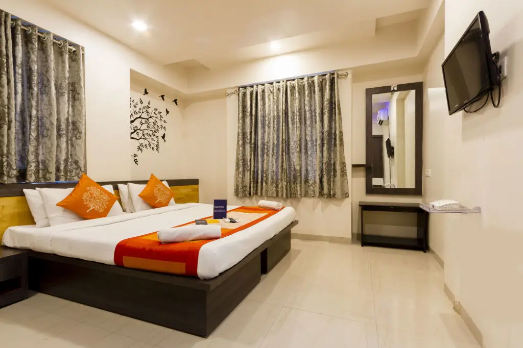 Пуна: FabHotel Imperio