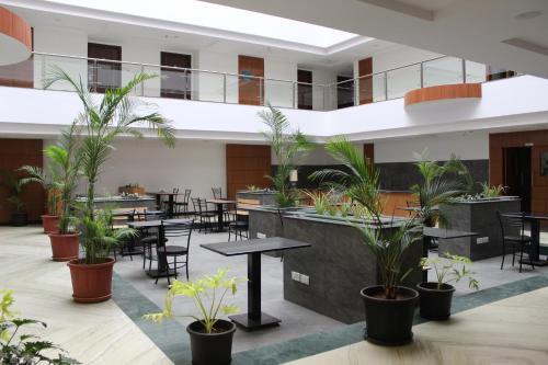 Бангалор: FabHotel Sherwood Suite