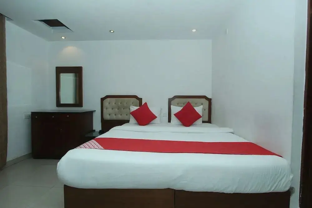 Бангалор: Confido Inn & Suites
