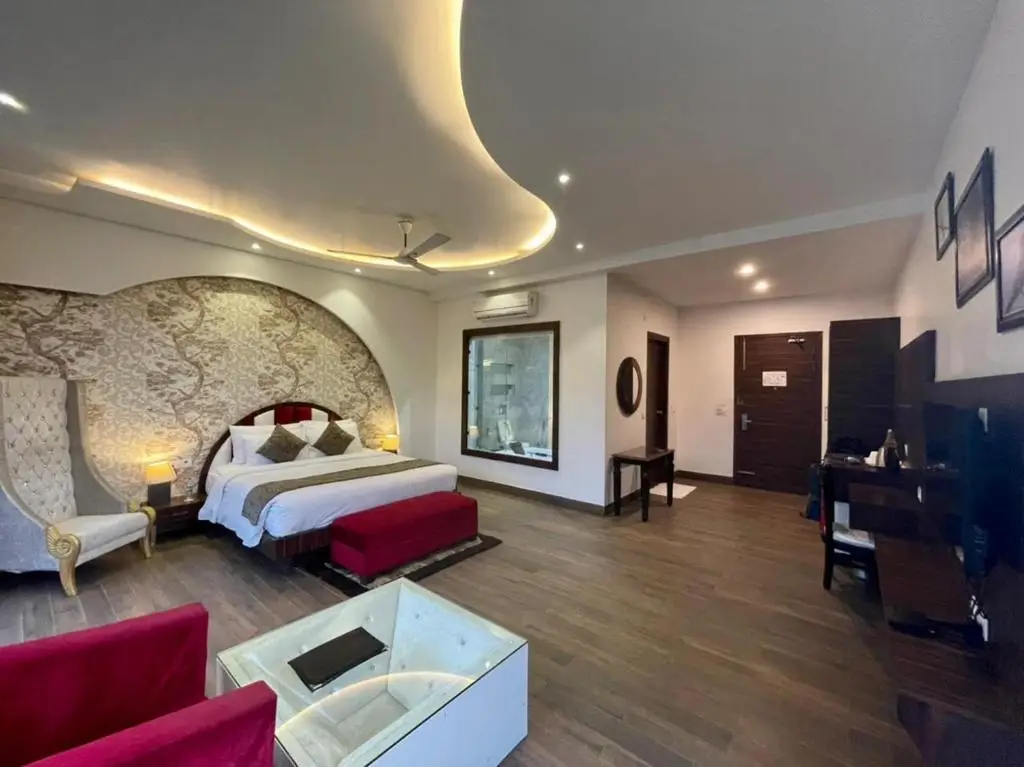 Наинитал: Winsome Resort & Spa