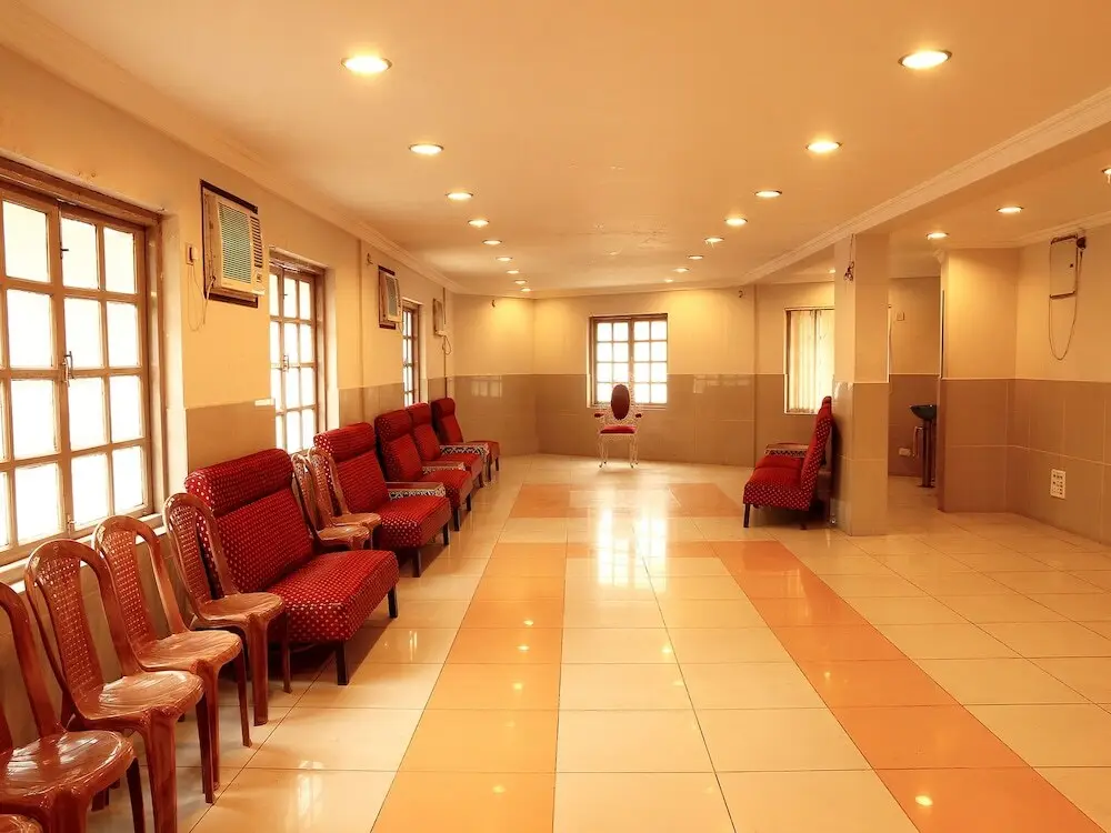 Колката: OYO 3653 Second House