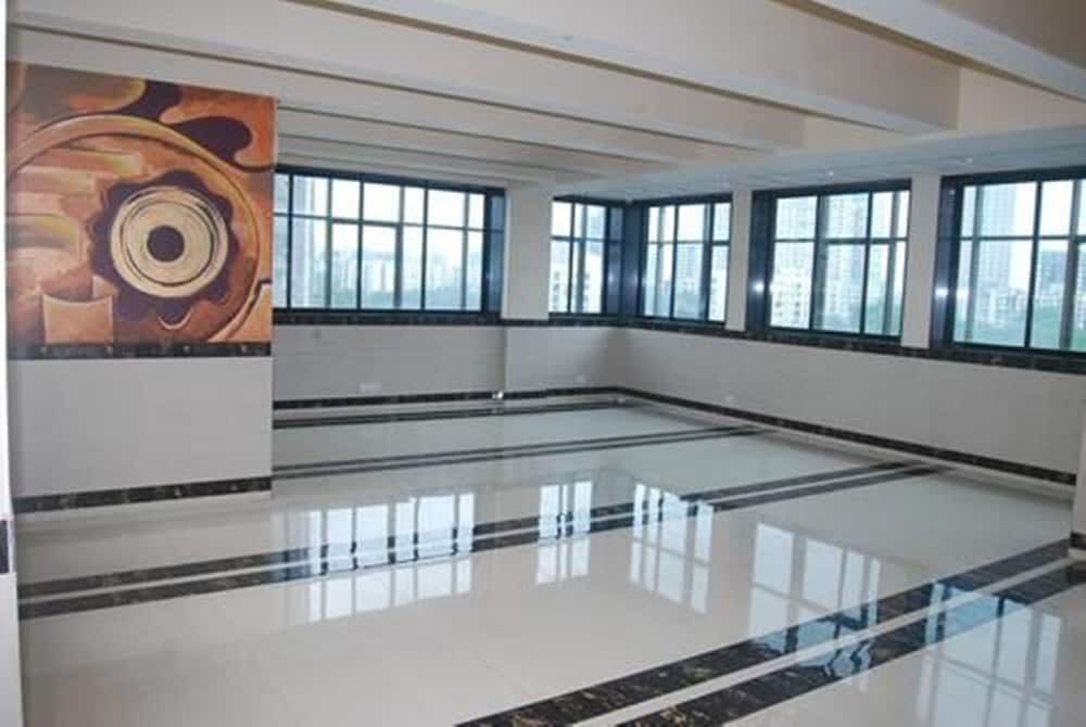 Тхане: Hotel Shambuji