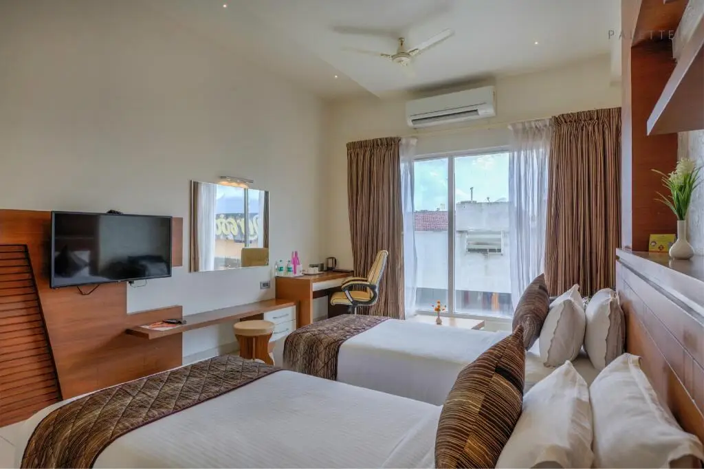 Eraniel: Hotel Pioneer Grand Palace