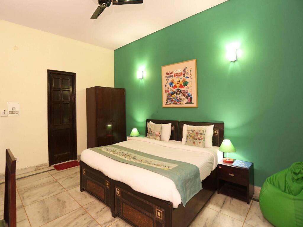 Нойда: OYO Flagship Noida Spice Mall