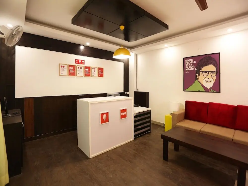 Нойда: OYO Townhouse 004 Sector 51 Noida