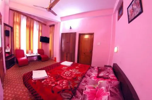 Куллу: Hotel Aroma Classic