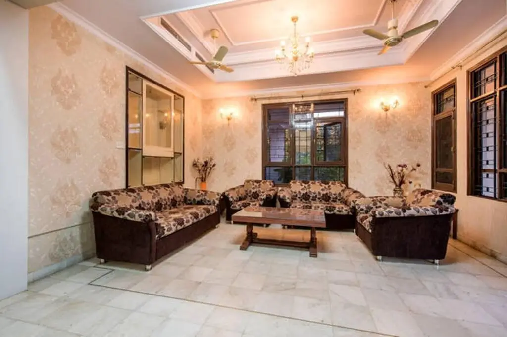 Джайпур: Hotel The Omaira-Jaipur