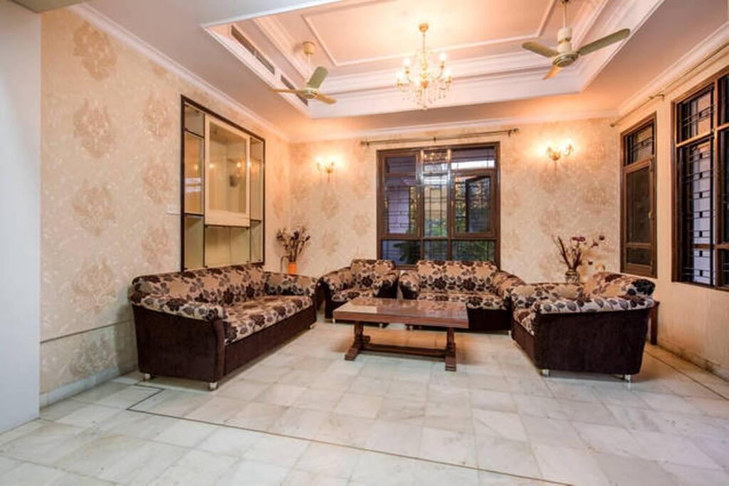 Джайпур: Hotel The Omaira-Jaipur