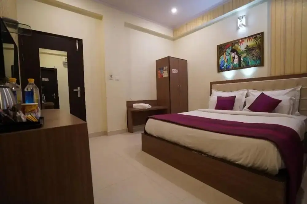 Джайпур: Hotel The Omaira-Jaipur