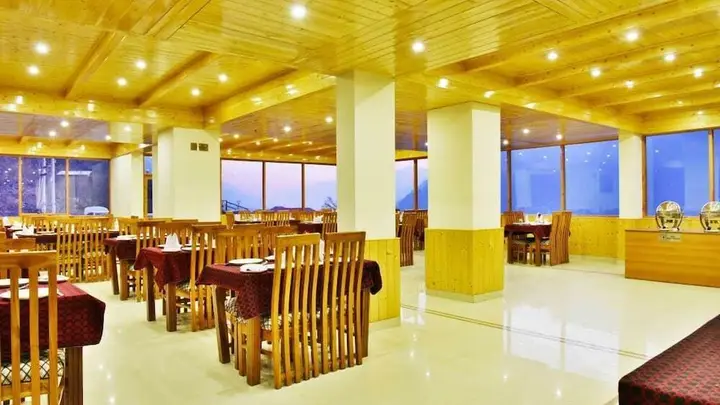 Манали: Whistling Pines Resorts and Spa