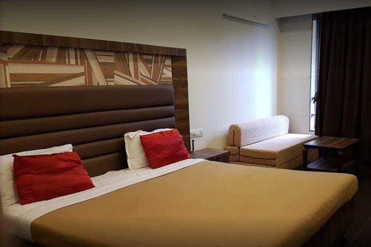 Hotel Lalit Inn — фото 1