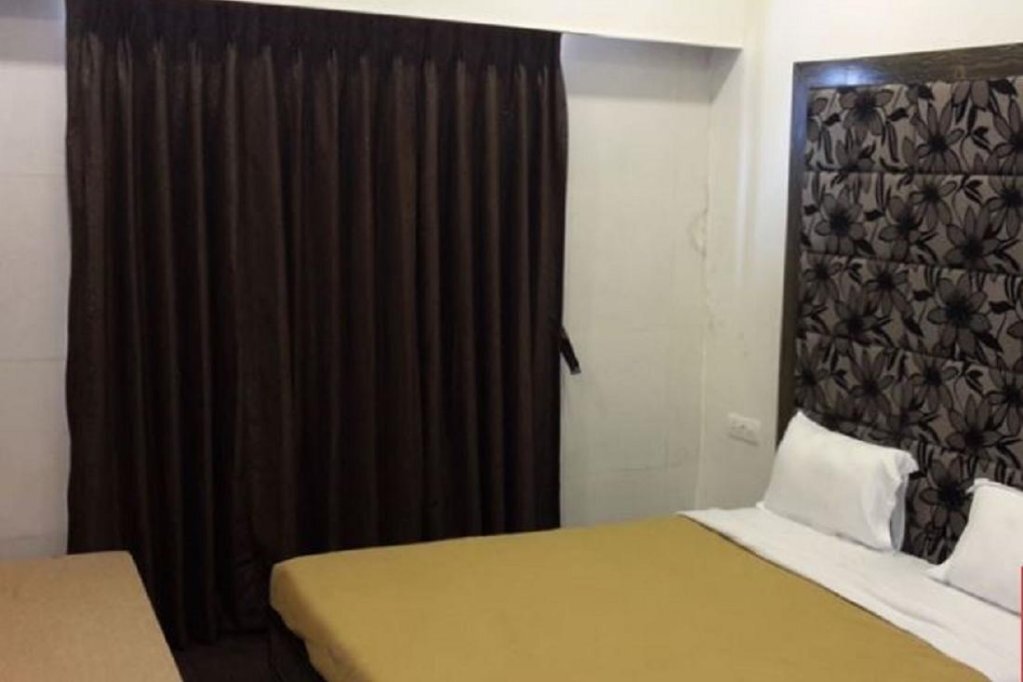 Лонавала: Hotel Lalit Inn