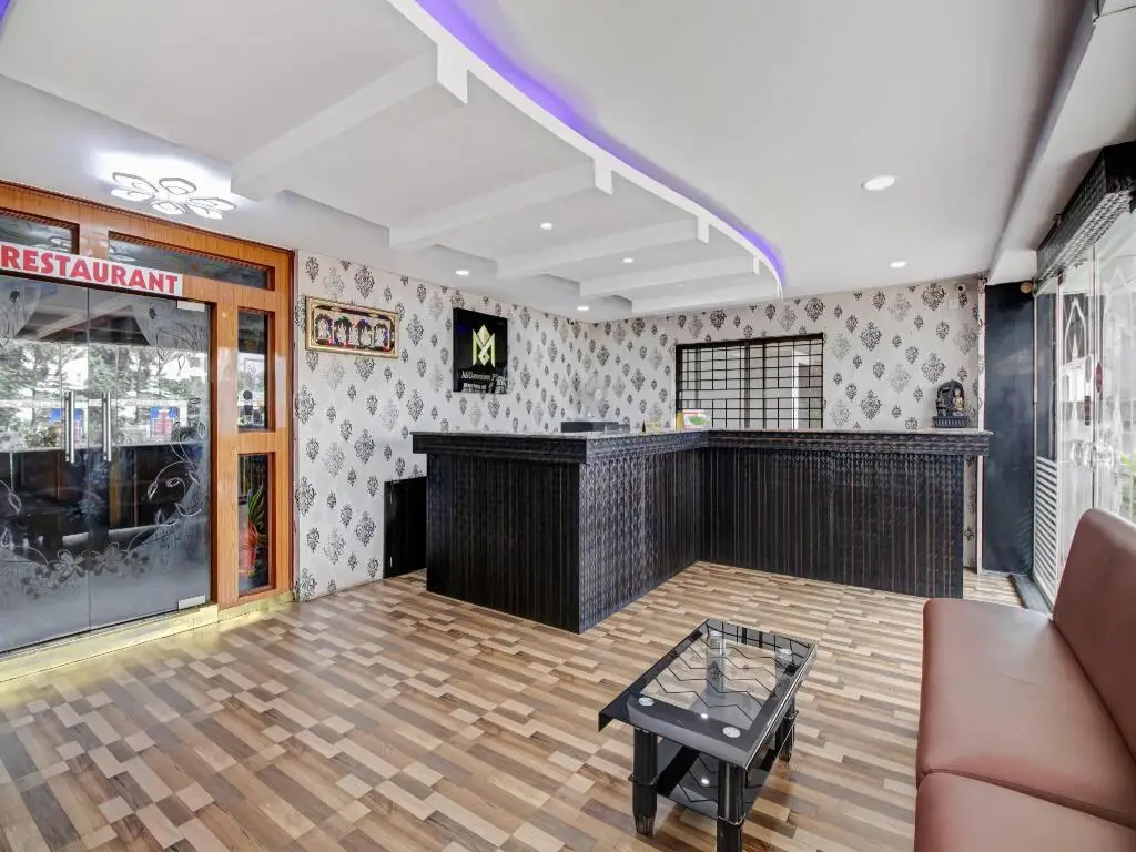 Бангалор: Capital O 1435 Hotel Millennium Plaza