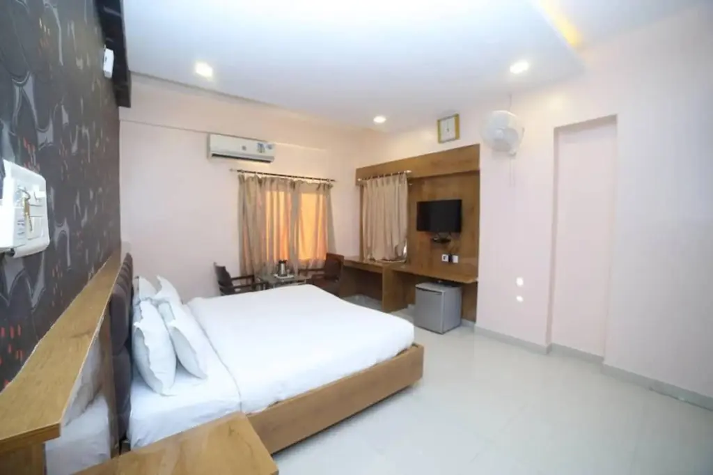 Хидерабад: OYO 1520 Hotel Tourist Plaza