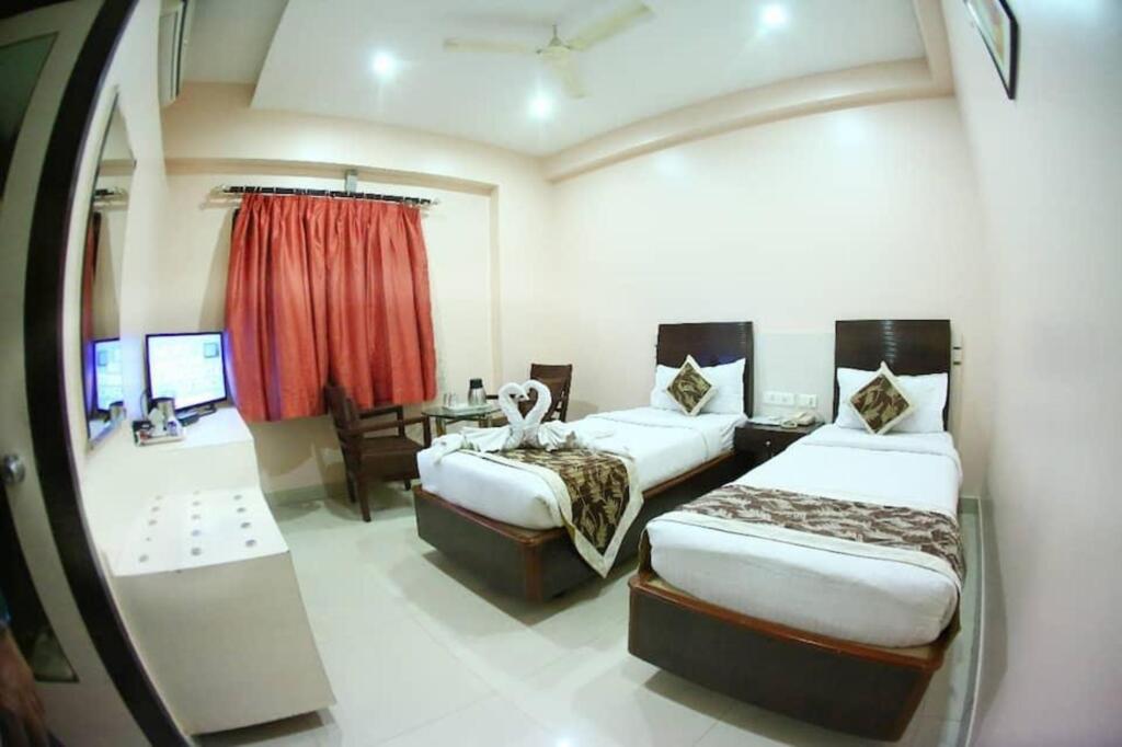 Хидерабад: OYO 1520 Hotel Tourist Plaza