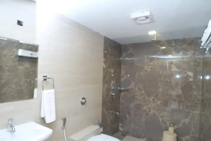 Хидерабад: OYO 1520 Hotel Tourist Plaza