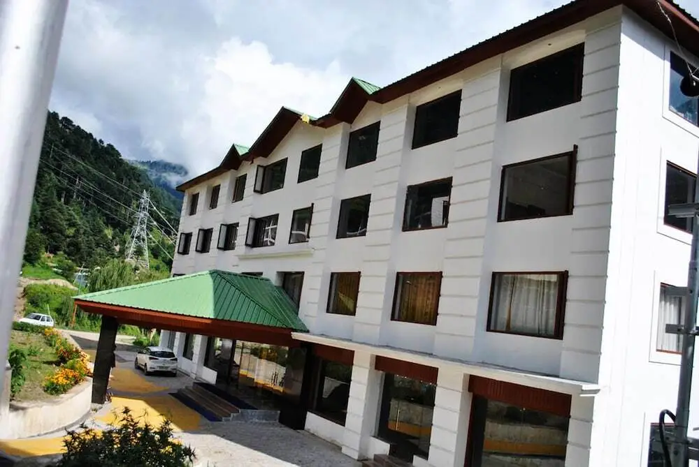 Патнитоп: Hotel Natraj International