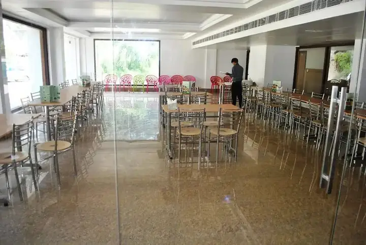 Патнитоп: Hotel Natraj International