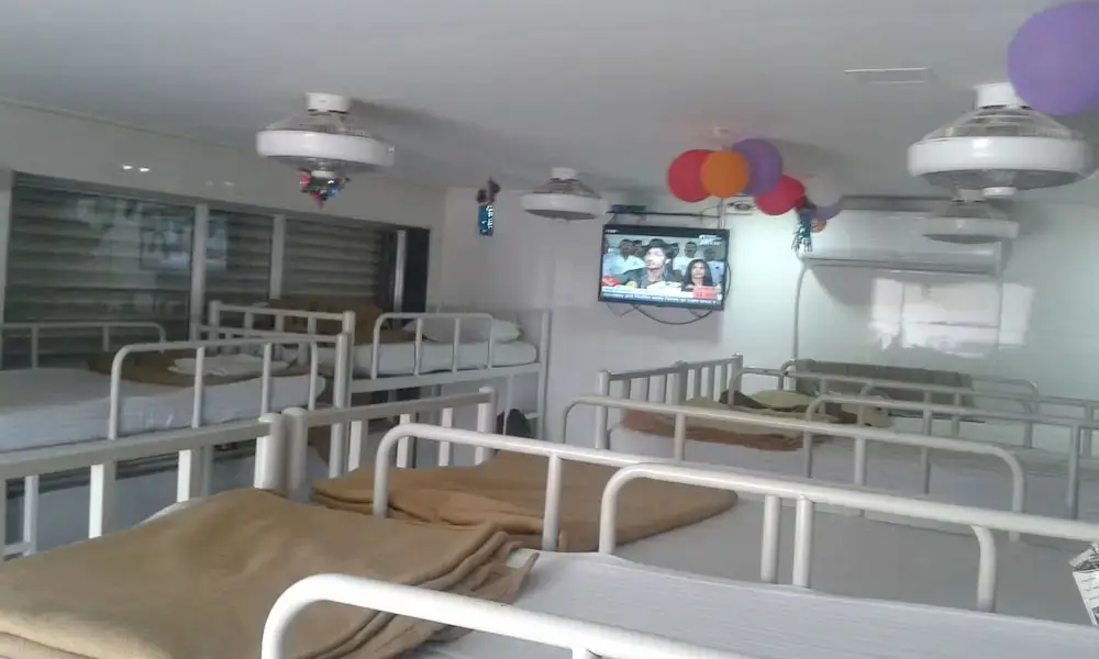 Мумбаи: Star Dormitory
