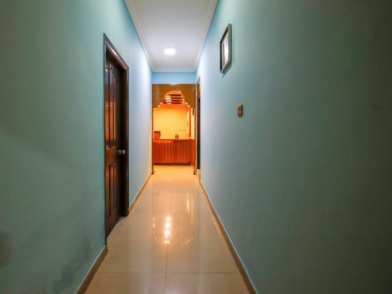 Бангалор: Hotel ATG Royal Inn