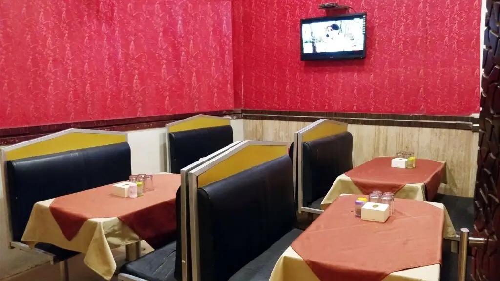 Мумбаи: Hotel Kamran Residency - Near US Embassy