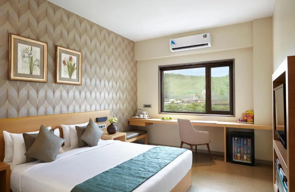 Junagadm: Click Hotel Junagadh