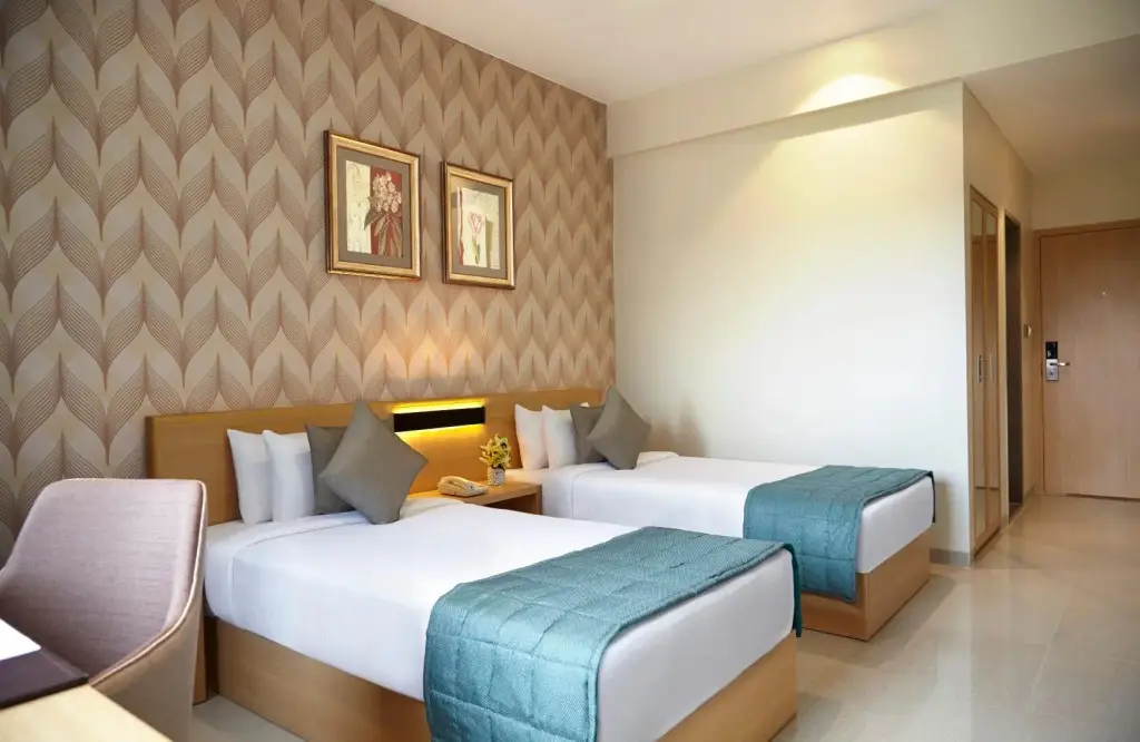 Junagadm: Click Hotel Junagadh