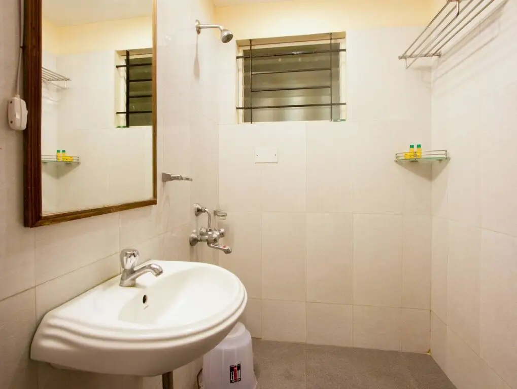 Бангалор: FabHotel Astra Electronic City