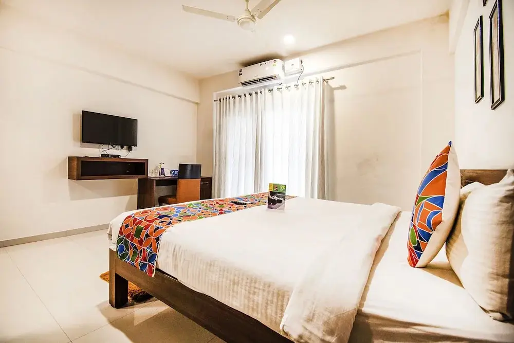 Бангалор: FabHotel Oakwoods Serai