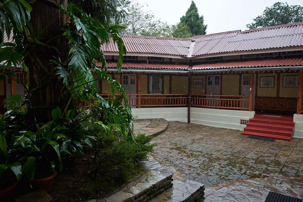 Диранг: The Heritage Club - Tripura Castle