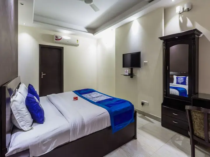 Гуруграм: OYO 6796 Retreat Suites Inn