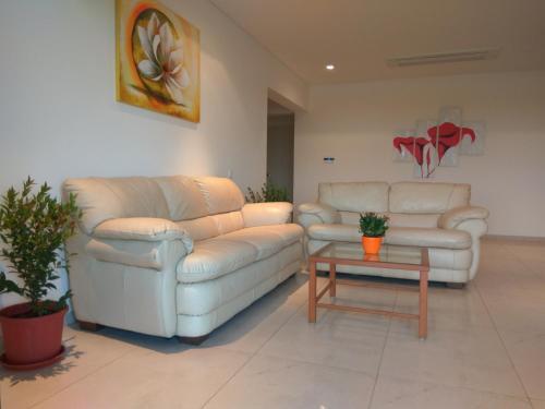 Пуна: Advantage 2 U Hospitality Kharadi, Pune