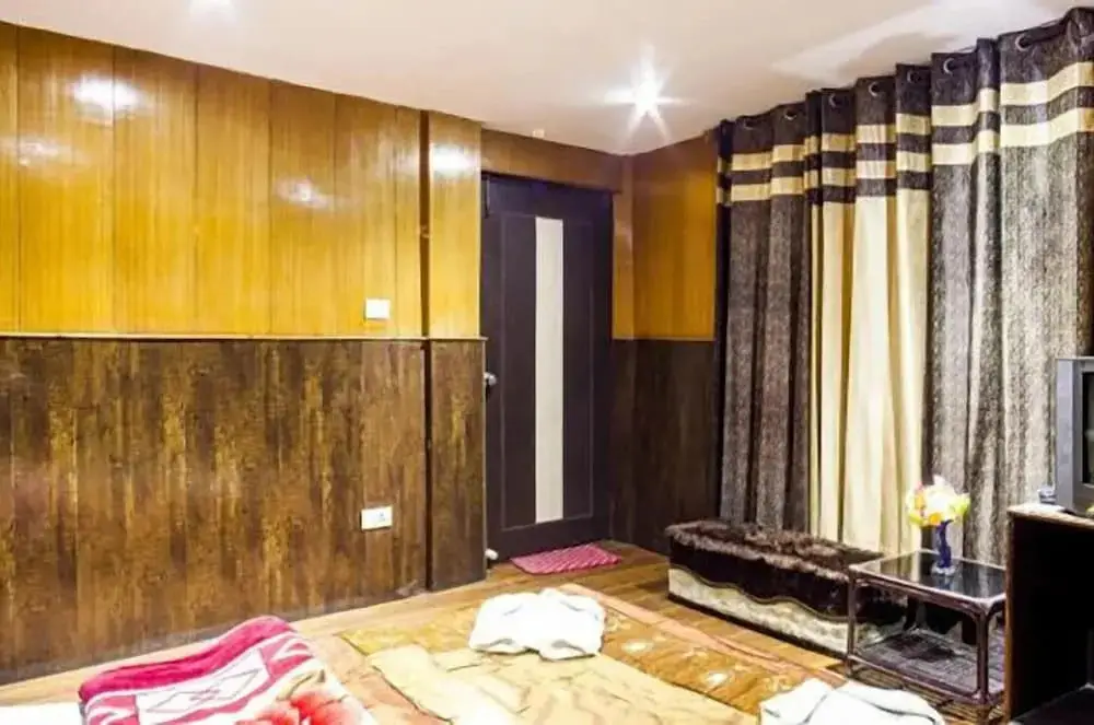Дарджилинг: Hotel Shanti Palace