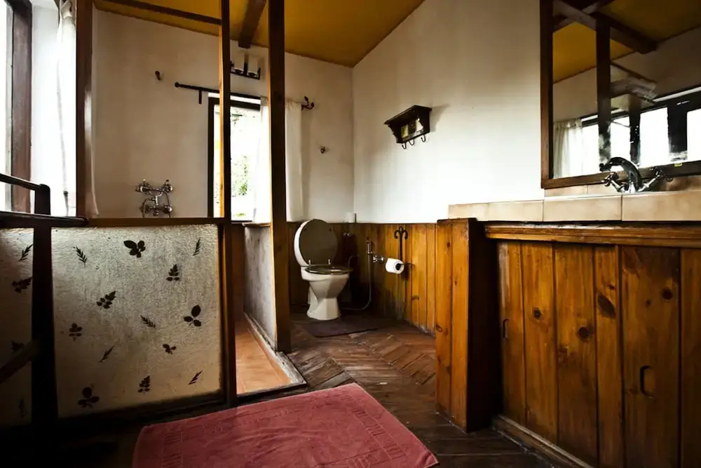 Наинитал: Two Chimneys - Pura Stays