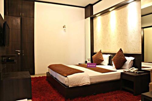 Гуруграм: WudStay Premium Golf Course Road