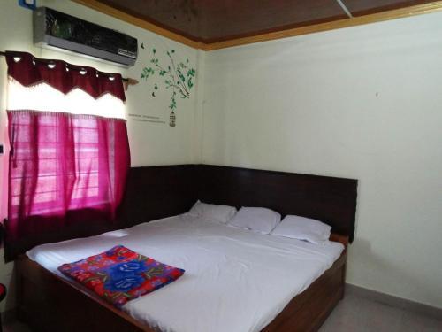 Болпур: Shanti Neer Lodge