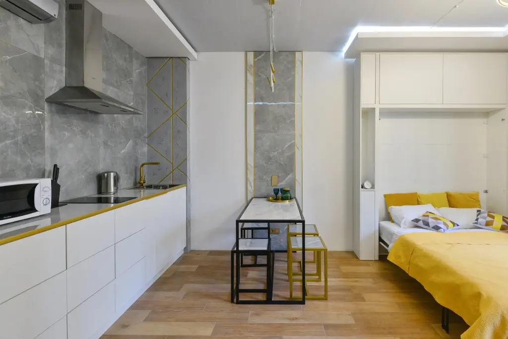 Москва: Апартаменты #1 Grey studio for 2+2 by Lo Apartments
