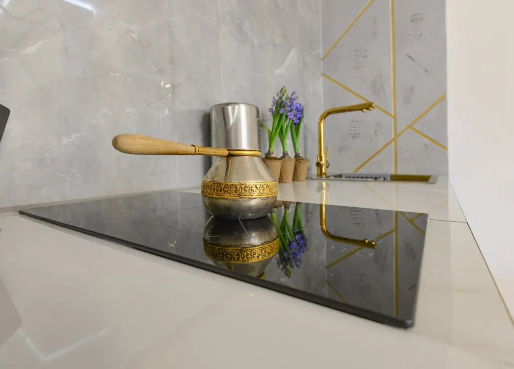 Москва: Апартаменты #1 Grey studio for 2+2 by Lo Apartments
