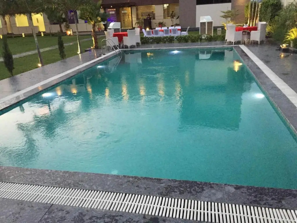 Хошиарпур: Hotel Royal Plaaza