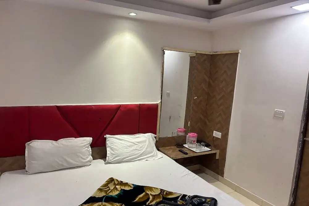 Shree Lodge Near New Delhi Railway Station, Paharganj — фото 1