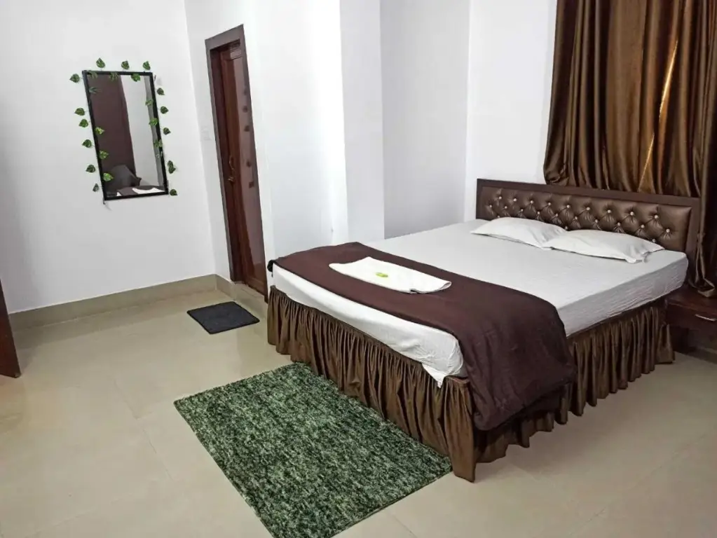 Гувахати: Palacia Inn
