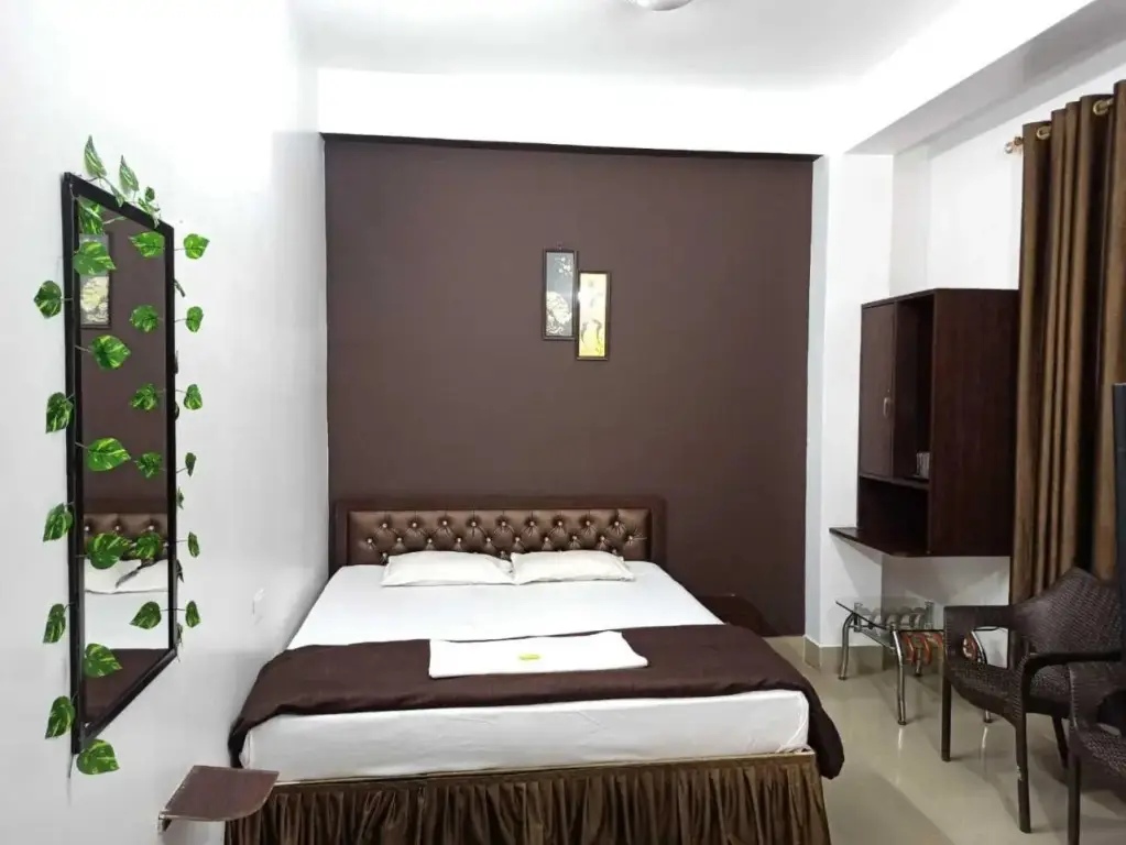 Гувахати: Palacia Inn