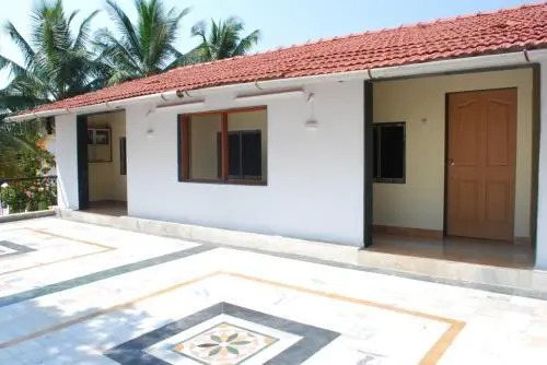 Аронда: Sneha Farm House