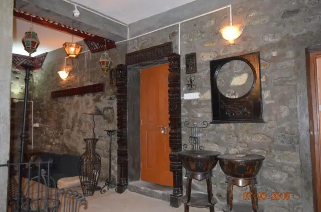 Наинитал: Kafal Resort